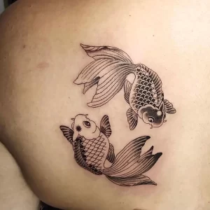 Фото тату золотая рыбка 07,12,2021 - №521 - goldfish tattoo - tattoo-photo.ru