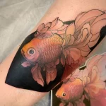 Фото тату золотая рыбка 07,12,2021 - №531 - goldfish tattoo - tattoo-photo.ru