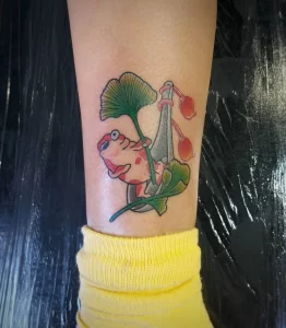Фото тату золотая рыбка 07,12,2021 - №571 - goldfish tattoo - tattoo-photo.ru
