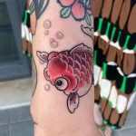 Фото тату золотая рыбка 07,12,2021 - №587 - goldfish tattoo - tattoo-photo.ru