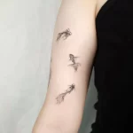 Фото тату золотая рыбка 07,12,2021 - №590 - goldfish tattoo - tattoo-photo.ru