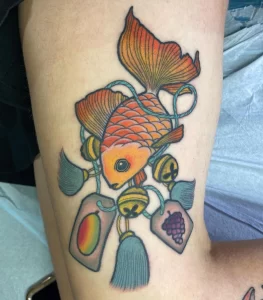 Фото тату золотая рыбка 07,12,2021 - №596 - goldfish tattoo - tattoo-photo.ru