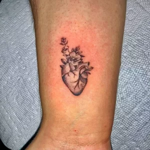 Фото рисунка тату сердце 02.01.22 №0694 - drawing tattoo heart - tattoo-photo.ru