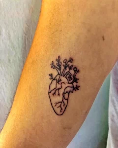 Фото рисунка тату сердце 02.01.22 №1339 - drawing tattoo heart - tattoo-photo.ru