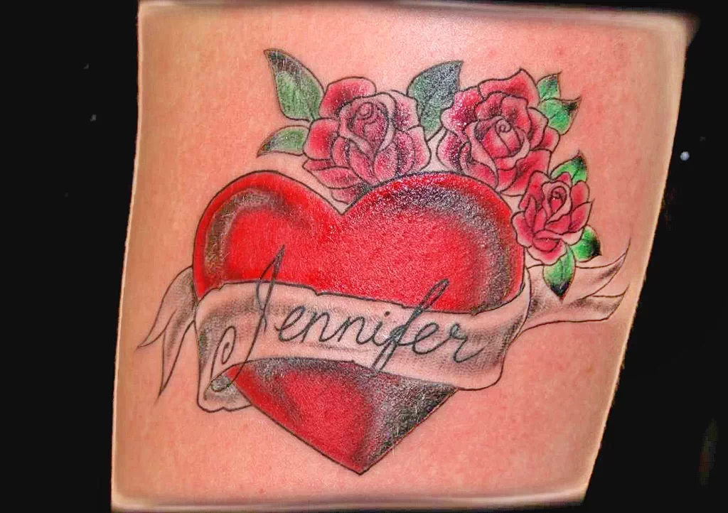 Тату сердца с датами. Тату сердца с датами. Тату анатомическое сердце на руке. Тату сердца с датами. Тату сердца с датами.