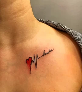 Фото тату сердце на ключице 02.01.22 №0015 - tattoo heart - tattoo-photo.ru