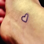 Фото легкие тату сердца 02.01.22 №0006 - tattoo heart - tattoo-photo.ru