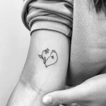 Фото легкие тату сердца 02.01.22 №0010 - tattoo heart - tattoo-photo.ru