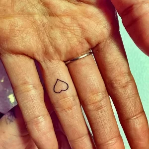 Фото рисунка тату сердце 02.01.22 №0881 - drawing tattoo heart - tattoo-photo.ru