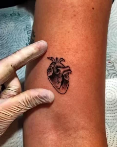 Фото рисунка тату сердце 02.01.22 №1143 - drawing tattoo heart - tattoo-photo.ru