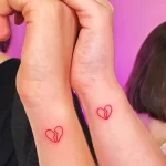 Фото сердце тату маленькое 02.01.22 №0006 - tattoo heart - tattoo-photo.ru