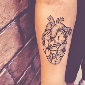 Фото сердце человека тату 02.01.22 №0009 - tattoo heart - tattoo-photo.ru