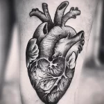 Фото сердце человека тату 02.01.22 №0013 - tattoo heart - tattoo-photo.ru