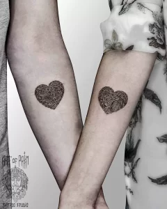 Фото тату в виде сердца 02.01.22 №0022 - tattoo heart - tattoo-photo.ru