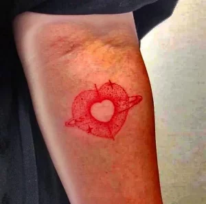 Фото тату красное сердце 02.01.22 №0002 - tattoo heart - tattoo-photo.ru