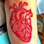 Фото тату красное сердце 02.01.22 №0004 - tattoo heart - tattoo-photo.ru