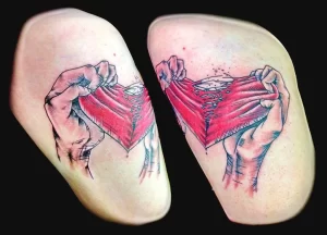 Фото тату разбитое сердце 02.01.22 №0009 - tattoo heart - tattoo-photo.ru