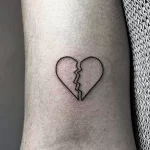 Фото тату разбитое сердце 02.01.22 №0019 - tattoo heart - tattoo-photo.ru