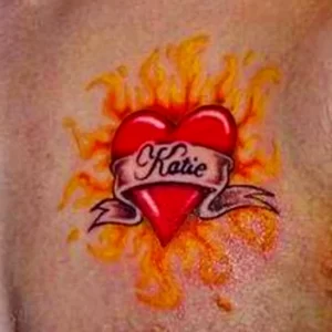 Фото тату сердце в огне 02.01.22 №0006 - tattoo heart - tattoo-photo.ru