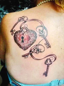 Фото тату сердце замок 02.01.22 №0012 - tattoo heart - tattoo-photo.ru