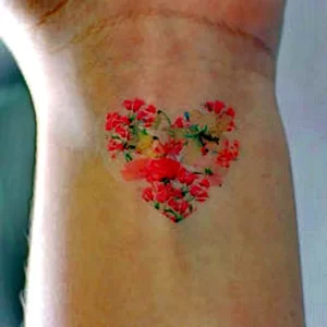 Фото тату сердце из цветов 02.01.22 №0010 - tattoo heart - tattoo-photo.ru