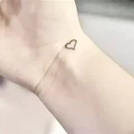 Фото тату сердце на руке 02.01.22 №0025 - tattoo heart - tattoo-photo.ru