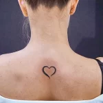 Фото тату сердце на шее 02.01.22 №0003 - tattoo heart - tattoo-photo.ru