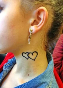 Фото тату сердце на шее 02.01.22 №0025 - tattoo heart - tattoo-photo.ru