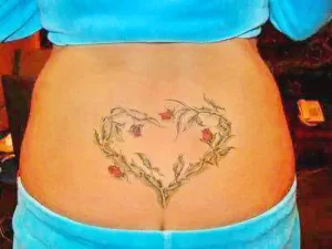 Фото тату сердце на ягодице 02.01.22 №0001 - tattoo heart - tattoo-photo.ru