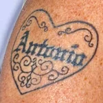 Фото тату сердце с именем 02.01.22 №0005 - tattoo heart - tattoo-photo.ru