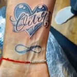 Фото тату сердце с именем 02.01.22 №0006 - tattoo heart - tattoo-photo.ru