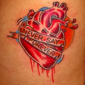 Фото тату сердце с надписью 02.01.22 №0010 - tattoo heart - tattoo-photo.ru