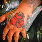 Фото тату боксерские перчатки 30.07.22 №0044 - tattoo boxing gloves - tattoo-photo.ru