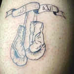 Фото тату боксерские перчатки 30.07.22 №0050 - tattoo boxing gloves - tattoo-photo.ru