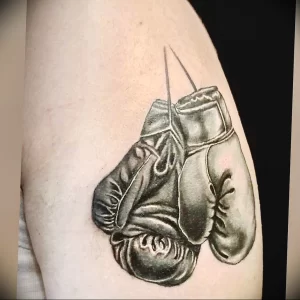 Фото тату боксерские перчатки 30.07.22 №0065 - tattoo boxing gloves - tattoo-photo.ru