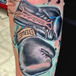 Фото тату боксерские перчатки 30.07.22 №0157 - tattoo boxing gloves - tattoo-photo.ru