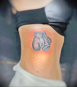 Фото тату боксерские перчатки 30.07.22 №0023 - tattoo boxing gloves - tattoo-photo.ru