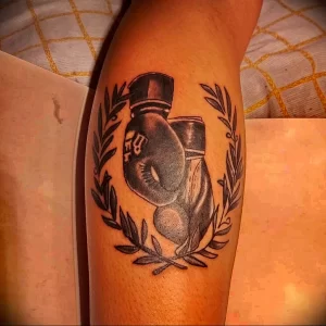 Фото тату боксерские перчатки 30.07.22 №0056 - tattoo boxing gloves - tattoo-photo.ru