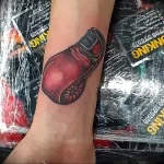 Фото тату боксерские перчатки 30.07.22 №0121 - tattoo boxing gloves - tattoo-photo.ru