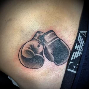 Фото тату боксерские перчатки 30.07.22 №0161 - tattoo boxing gloves - tattoo-photo.ru