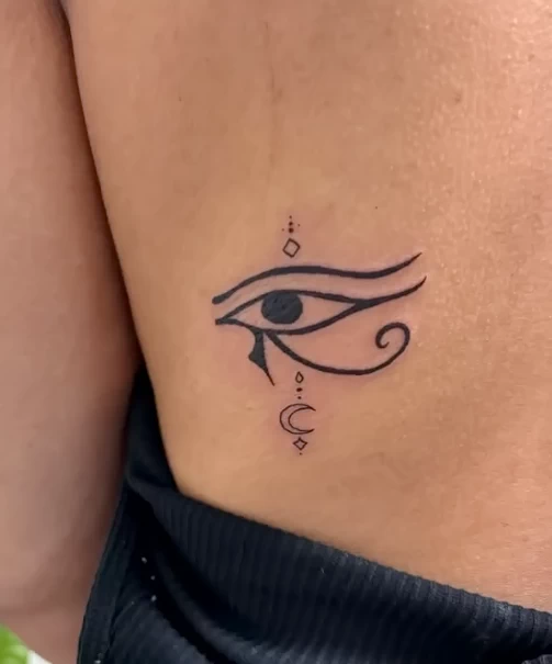Пример рисунка тату Глаз Гора (Уаджет) №41 - tattoo-photo.ru