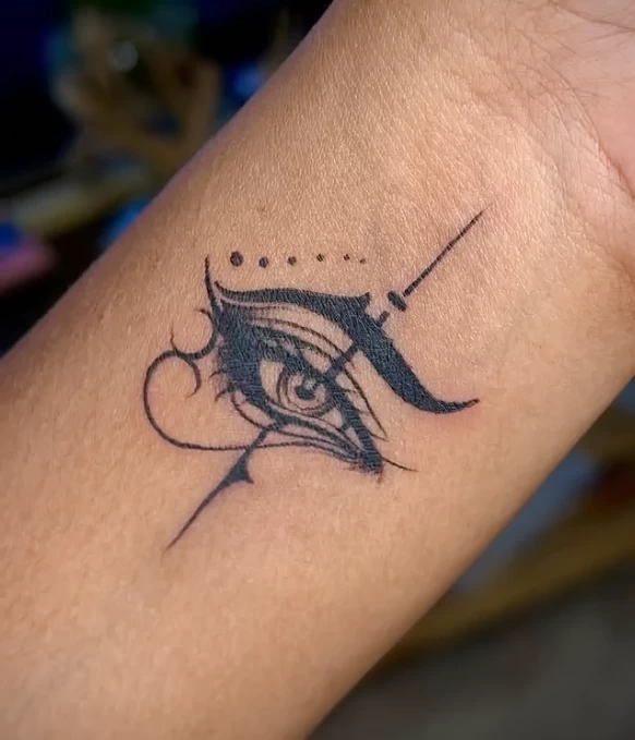 Пример рисунка тату Глаз Гора (Уаджет) №50 - tattoo-photo.ru
