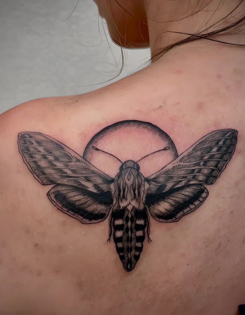 тату-бражник-пример-рисунка-тату-для-tattoo-photo-ru-15