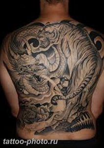 фото тату тигр и дракон 07.12.2018 №049 - tattoo tiger and dragon - tattoo-photo.ru