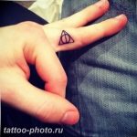 фото тату треугольник с кругом 11.12.2018 №018 - triangle with - tattoo-photo.ru